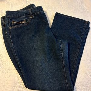 Women’s 18P Faded Glory boot cut jeans.